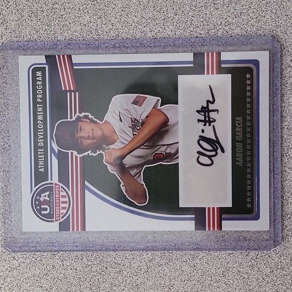2023 Panini USA Stars and Stripes Athelete Development Program Aaron Garcia Auto - Picture 1 of 2
